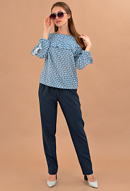 Женские костюмы на осенний период